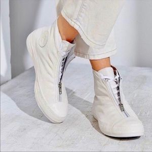 Converse Shroud leather Chuck Taylor All Star shoes